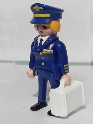Playmobil figure pilot - playmobil, co-pilot