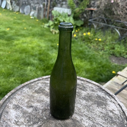 Vintage old collectible green - old,