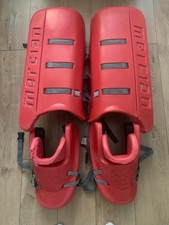 Mercian Evolution Pro Goalkeeping Legguards And Kickers Size Large