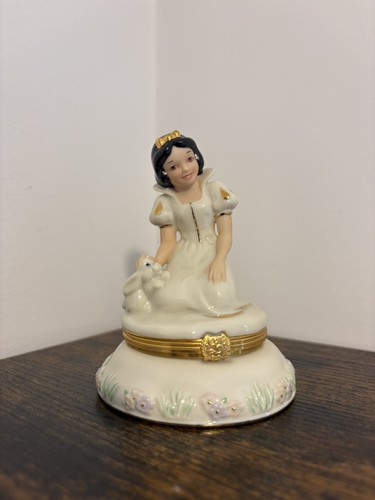 Lenox treasures snow white - lenox, white"