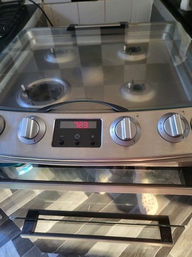 Gas cooker - gas,