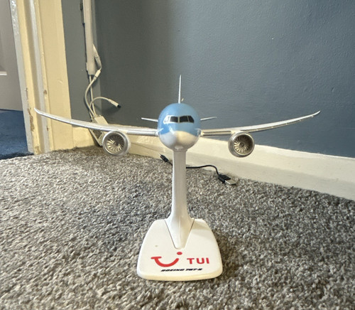 Tui boeing 787 dreamliner - boeing,