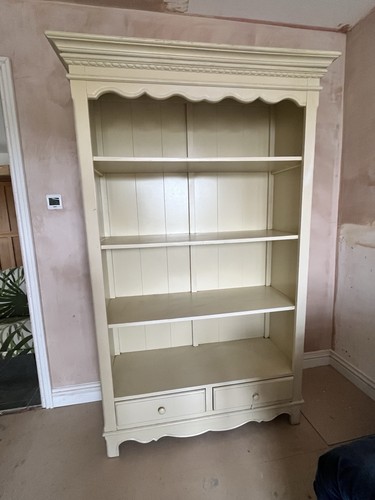 Large cream ivory pale - large, yellow