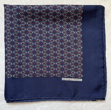 HERMÈS POCKET SQUARE