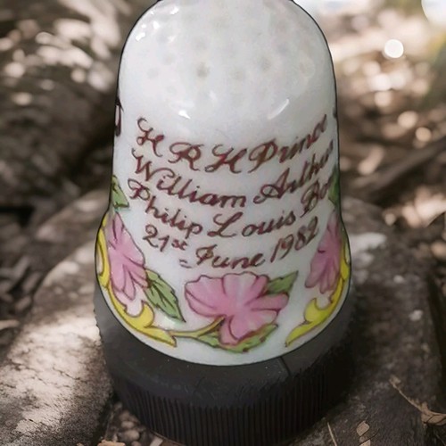 Royal commemorative thimble - royal,