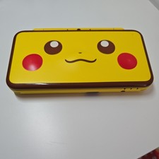 Nintendo 2DS XL Pikachu