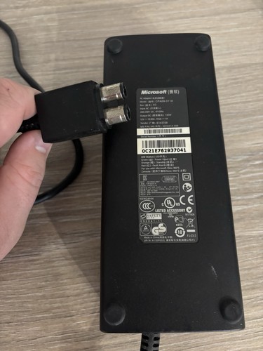 Xbox 360s power brick - brick, (with