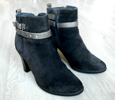 M&S Footglove Ladies Heeled