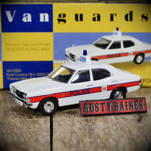 Hornby vanguards ford cortina - hornby,