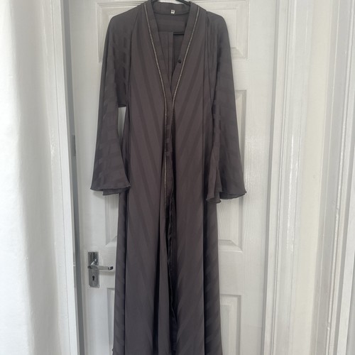 Umbrella open abaya - open,