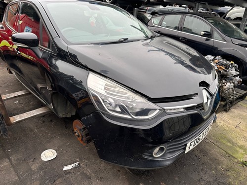 2014 renault clio petrol - renault, 899t