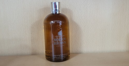 Molton brown invigorating suma - molton,