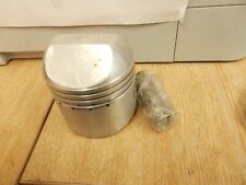 TRIUMPH DAYTONA T100 500CC E6884/10 PIN & PISTON NOS REF   B3M