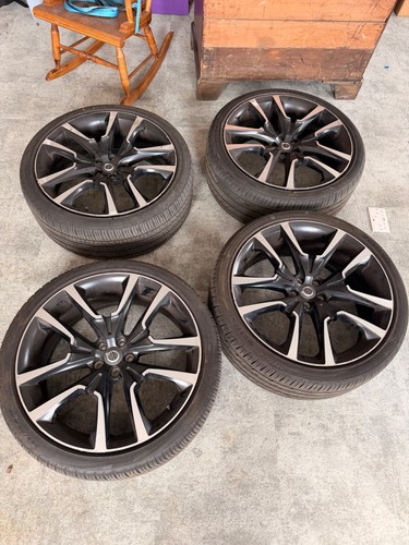 Volvo alloys with tyres - volvo,