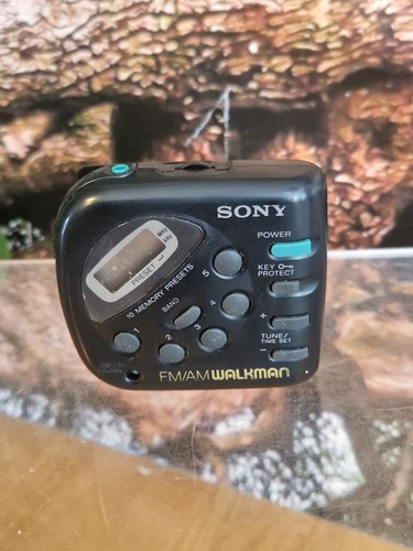 90s retro sony srf m32 - 90s,