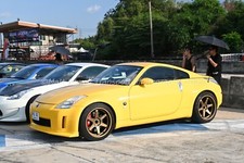 Car Photo 12x8 - Nissan