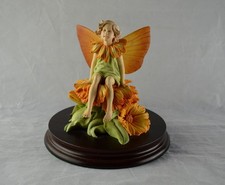 Lovely Border Fine Arts