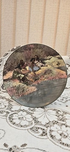 Royal doulton plate - doulton.,