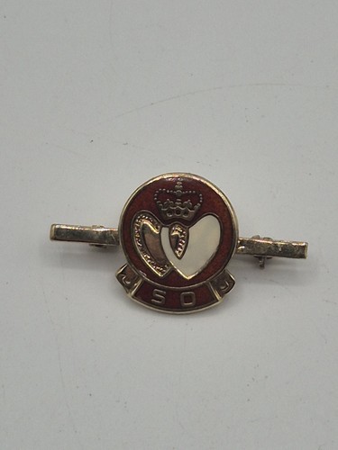 Vintage blood donor badge - vintage, uk
