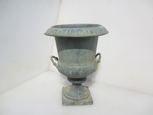 Victorian brass urn jardiniere - brass,