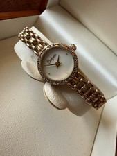 Vintage 1957 9ct Gold Bergerie