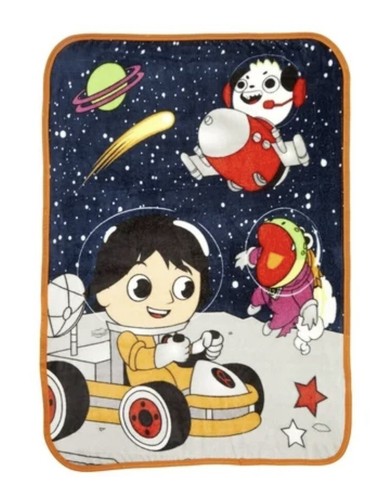 Ryan world kids red - red, titan