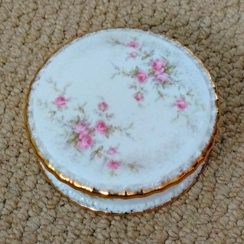 Paragon victoriana rose bone - victoriana,