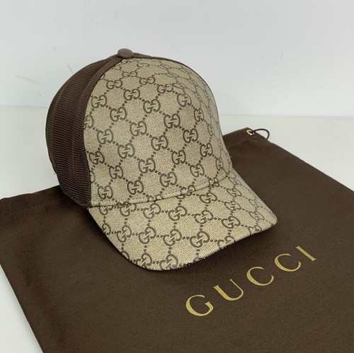 Gucci monogram logo - logo, canvas