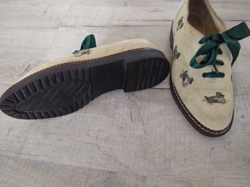 Leather shoes with - , duck