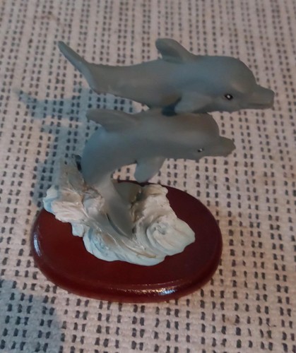 Lovely china figurine - lovely,