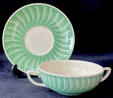 Susie Cooper 1930 1536 Eye Lash/Fern Design Twin Handled Green Soup Cup/Saucer