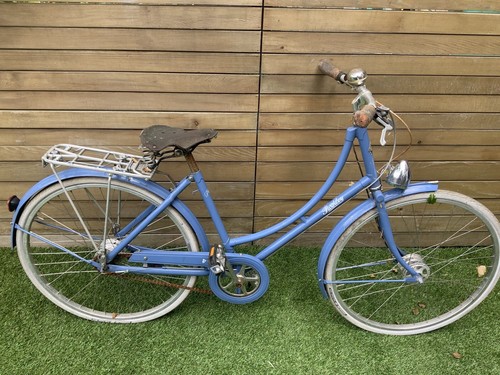Powder blue pashley - powder, poppy