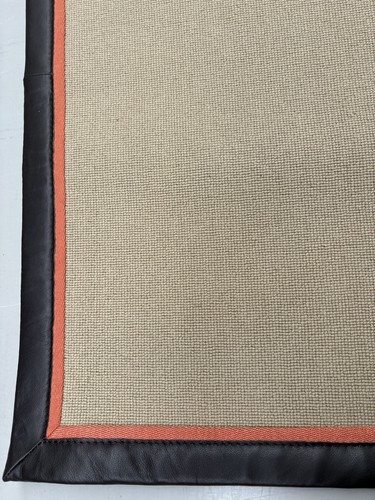 Crucial trading wool woven - crucial,