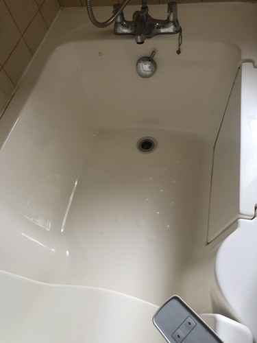 Full length walk bath with - length, walk-in