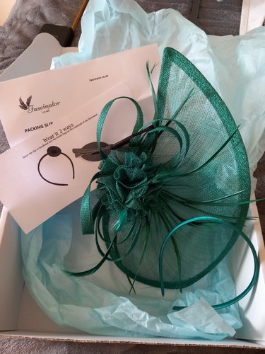 Dark green fascinator - green,