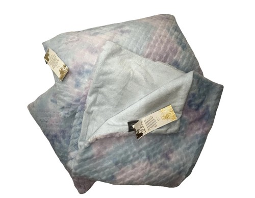 Aviva stanoff plush throw - aviva,