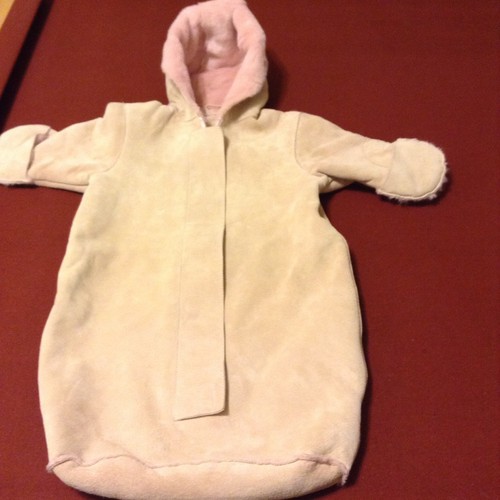 Ugg australia baby bunting - ugg,