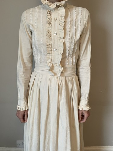 Laura ashley 70s - ashley, prairie