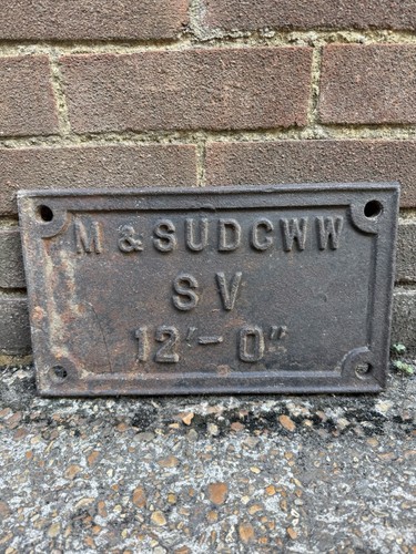 Vintage antique cast iron - /,
