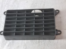 Front plastic grille - plastic,
