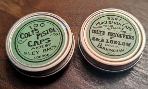 Vintage style black powder - black, cap