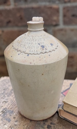 Large flagon mid - flagon,
