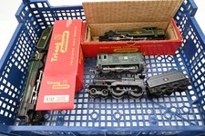 Lot of 4 Tri-ang OO Gauge Locomotives - SPARES/REPAIRS