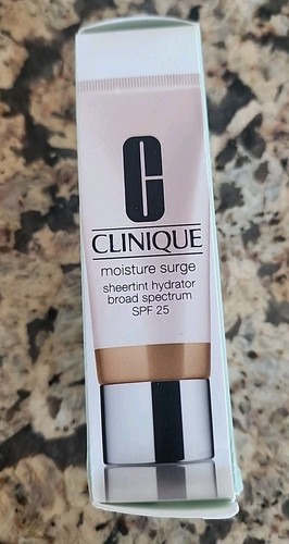 Clinique moisture sheertint - clinique,