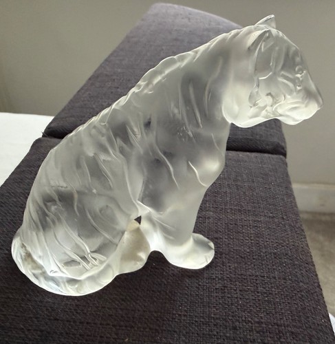 Large lalique sitting tiger - large,