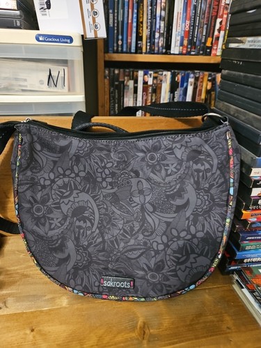 Sakroots flap messenger - flap,