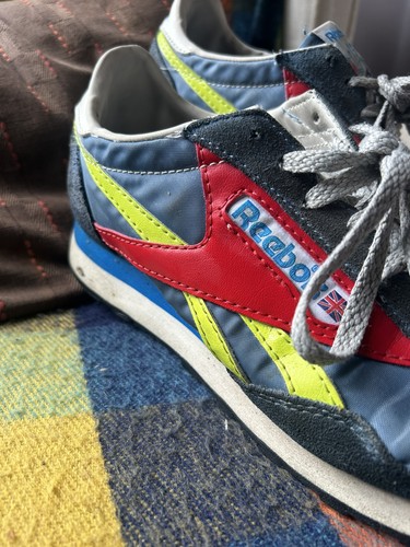 Reebok made england vintage - in,
