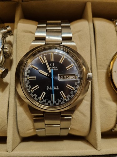 Very rare omega - , dynamic