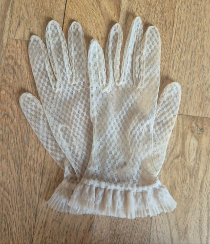 Vintage white lace - white,