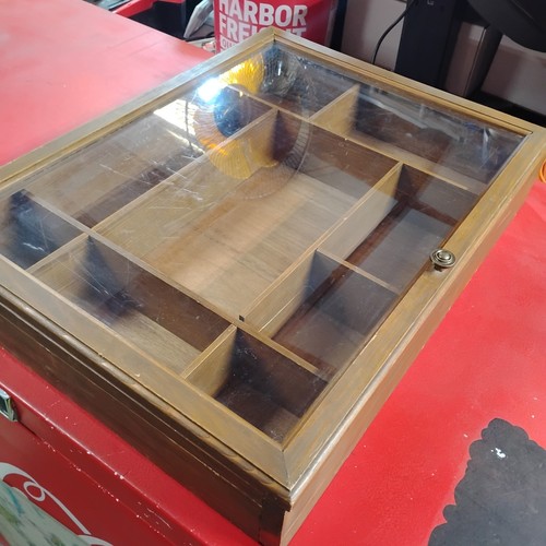 Vintage wooden curio - wooden, display